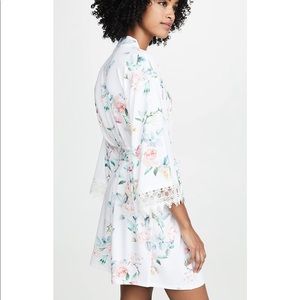 Flora Nikrooz Robe